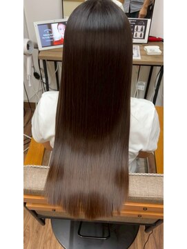 ココロハレル 上板橋駅前店 【美髪矯正/上板橋/板橋/東武東上線/髪質改善/ヘッドスパ】