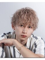 アストラ(ASTRA)&nbsp;MEN’S HAIR/サーフカール/刈り上げセンターパート
