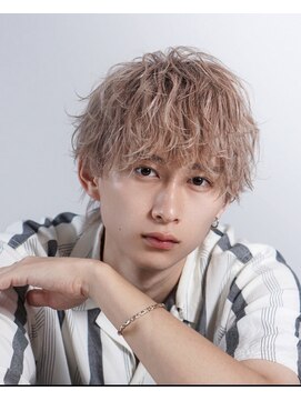 アストラ(ASTRA) MEN’S HAIR/サーフカール/刈り上げセンターパート
