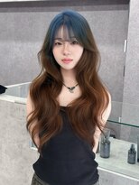 SSAW&nbsp;黒染め履歴無理せずワンブリーチルーツカラー