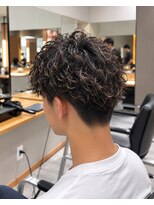 ノーマ(no-ma)&nbsp;【フェザーパーマ】10代・20代に人気