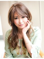《AFLOATディル裕二朗》ロングヘアでもボリュームシルエットヘア