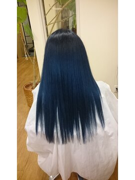 ヒカ ヘアーデザイン(Hika hair design) サファイアブルー