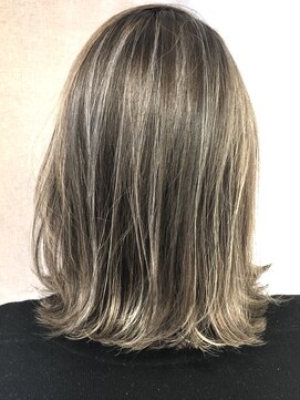 オリ(‘Oli) 切りっぱなし_プラチナベージュ