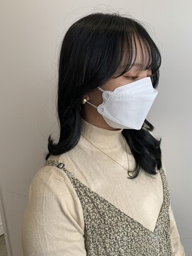 シェノン 西梅田(CHAINON) くびれヘア、ブルーブラック、韓国、レイヤーカット