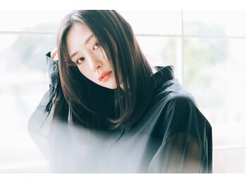 LIVING【リビング】