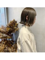 ミント(mint)&nbsp;外ハネボブ/切りっぱなしボブ/ボブ/オリーブグレージュ