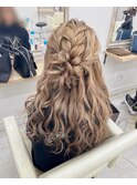サイドお団子ハーフアップ