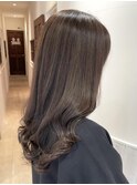 極細白髪ぼかしハイライト/グレージュカラー
