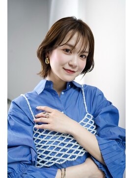 クィーンズガーデンバイケーツーギンザ(QUEEN’S GARDEN by K two GINZA) シルクレイヤーカット*くびれボブ*外ハネ*30代40代50代