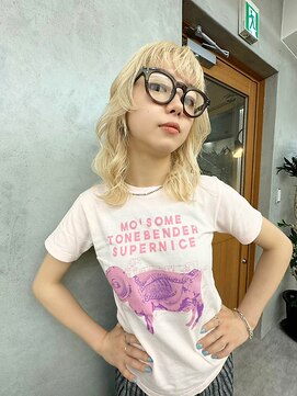 リアン(Lien) ゆるふわミディアム/ブリーチカラー/ベージュ