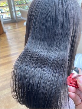 イーストハムヘッドショップ(EAST HAM head shop) なめらかなツヤ髪ストレート髪質改善