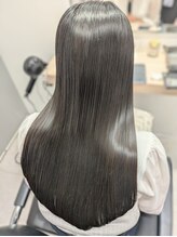 エレノア 藤沢(Eleanor) 【縮毛矯正×艶ロング】乾かすだけでまとまる美髪ストレート