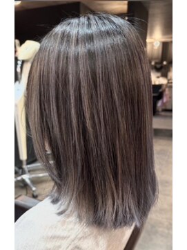 アリア トータルビューティー(Aria total beauty) 白髪ぼかしハイライト