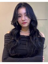 ベル 新宿(Belle) レイヤーカット×ブルーブラック