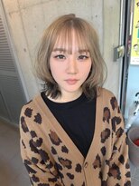 ガルボ ヘアー(garbo hair)&nbsp;ベージュカラーに裾カラーが相性抜群ヘア