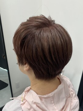 ルシック(LE CHIC) ショートススタイル/髪質改善/白髪ぼかし/ワインレッド