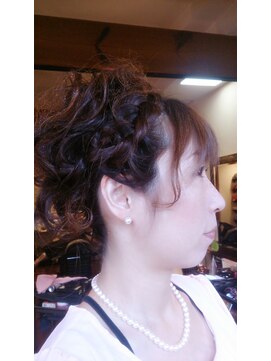 ヘアーアシスト ケーエス(Hair Assist KS) ふわふわ編み込みアップ