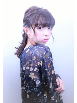 フォッコ(FOCCO) ハーフアップ風ゆるアレンジ