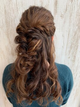 ジーナ 札幌(Zina) 【Zina札幌】イメチェン毛先パーマ耳かけ×フォギーベージュ