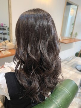 エクシア(E'cxia) 【E'cxia/エクシア】アッシュベージュ