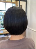 ショートボブ