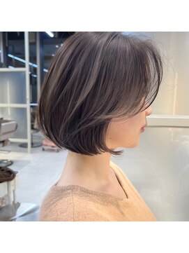 アフロートリノ(AFLOAT Leino) 【修】20代30代40代◎透明感カラー×韓国切りぱなしボブ