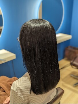 風の中の髪 オーガニック天然100%ヘナ