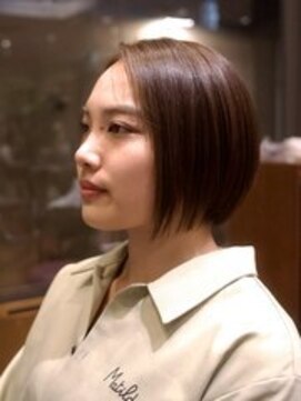 ビュートリアム 梅田(BEAUTRIUM) 大人女性/刈り上げ/格好いい/ボブ/