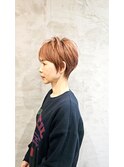 ショートボブ