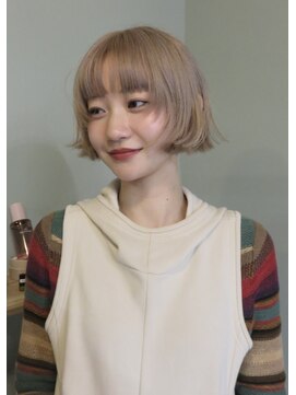 ゾーイダイミョウ(ZOEY daimyo) ミルクティーベージュ ハイトーンカラー ボブカット 大名