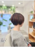 ショートボブ×透明感ベージュカラー