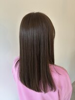 ドゥブラン(de blanc)&nbsp;透明感抜群！オリーブベージュ