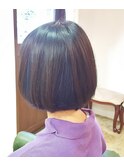 インナーカラーボブ