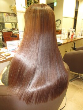 コアフィールフィス(COIFFURE fils) 【見附・今町】Ｍ３Ｄピコカラーロング