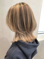 ハイライトグレージュ_毛先パーマことりベージュ_ba266531