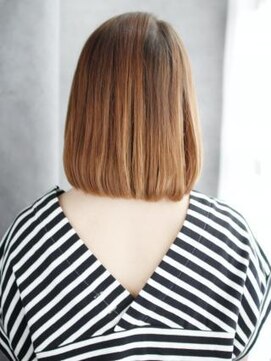 ウル 吉祥寺(ulu) ハイトーンツヤ感ワンカールボブ