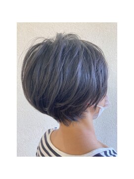エルサフィロ キタハマ(el zafiro kitahama) 20×30×40代×似合わせカット×くびれヘア×簡単ショート