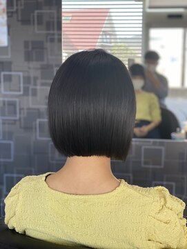 シャイン(Shine) ショートカット / ぱっつとボブ