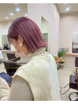 アメリ(Amelie) モーブピンク×ぷつっとボブ