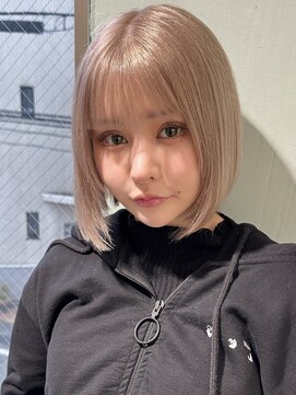 ティア(Tia.) ボブヘア/縮毛矯正/髪質改善トリートメント/ブリーチ/ベージュ