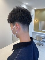 トパ タカオカ(topa takaoka)&nbsp;短めスパイラルパーマ