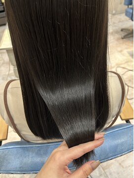 アルーシェ 心斎橋(Alushe) 髪質改善トリートメント