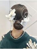 つやっとタイトシニヨン
