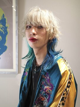 ノブレス ノアール(NOBLESSE NOIR) ロングウルフ/デザインカラー/インナーカラーブルー×ターコイズ