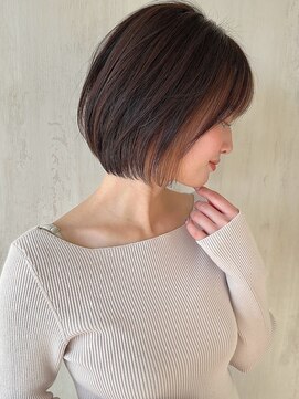 アフロート ルヴア(AFLOAT RUVUA) みねスタイル♪ 前下がり ひし形 ショートボブ 30代 40代 50代