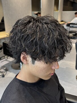 エデアンルクラ 下通(EDEAN Leclat) 熊本メンズパーマ 波巻き ツイスパ マッシュ ウルフ MEN'S HAIR
