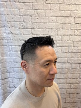 ヘアサロン 銀座マツナガ新宿店(hair salon) 緩めアイロンパーマ×3mm刈り上げ