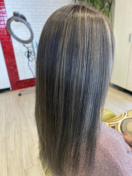 ビス ヘア アンド ビューティー 西新井店(Vis Hair＆Beauty) 20代30代大人可愛いストレート大人ハイライト