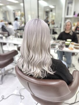 ピンナップガール pinup girl ホワイトシルバー